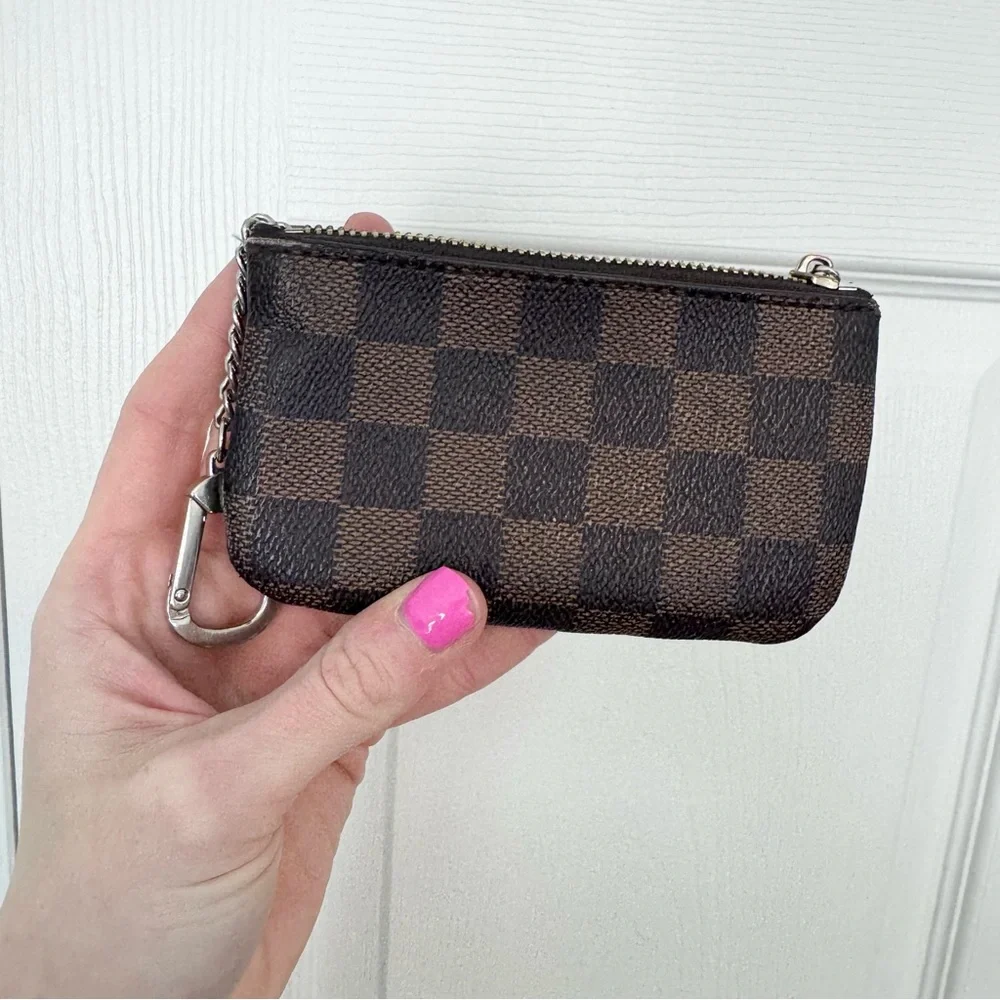Checkered Brown DAISY ROSE Key Change Pouch AS IS - Picture 1 of 10